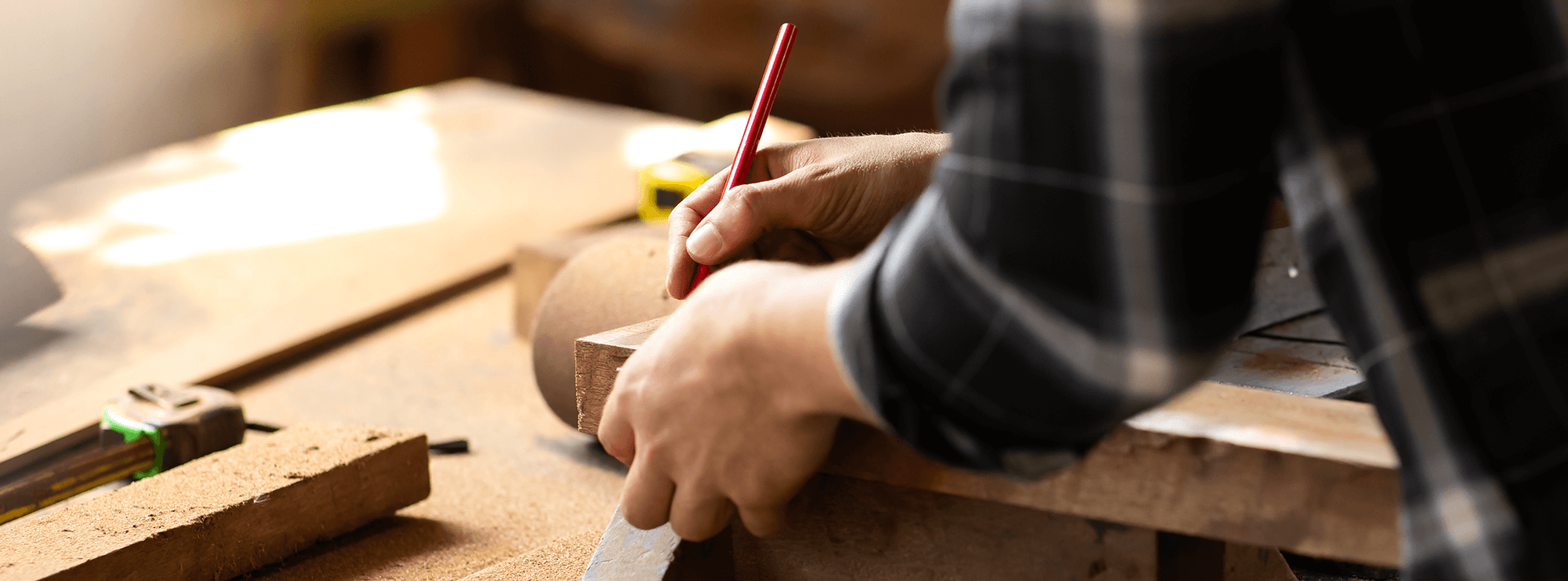 Prijsverschillen kunststof of houten kozijnen op maat